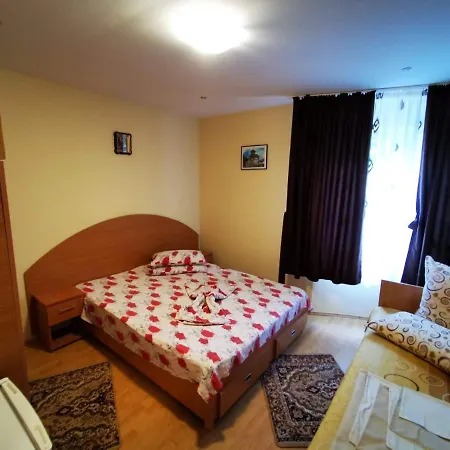 Πανσιόν Casa Camy *
