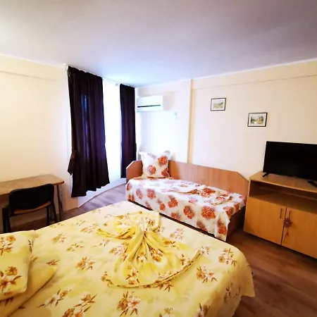 Πανσιόν Casa Camy *